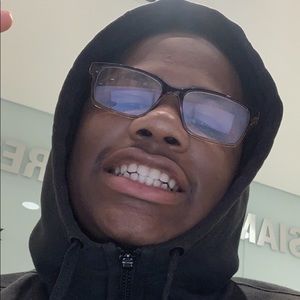 Meet your Posher, Sam